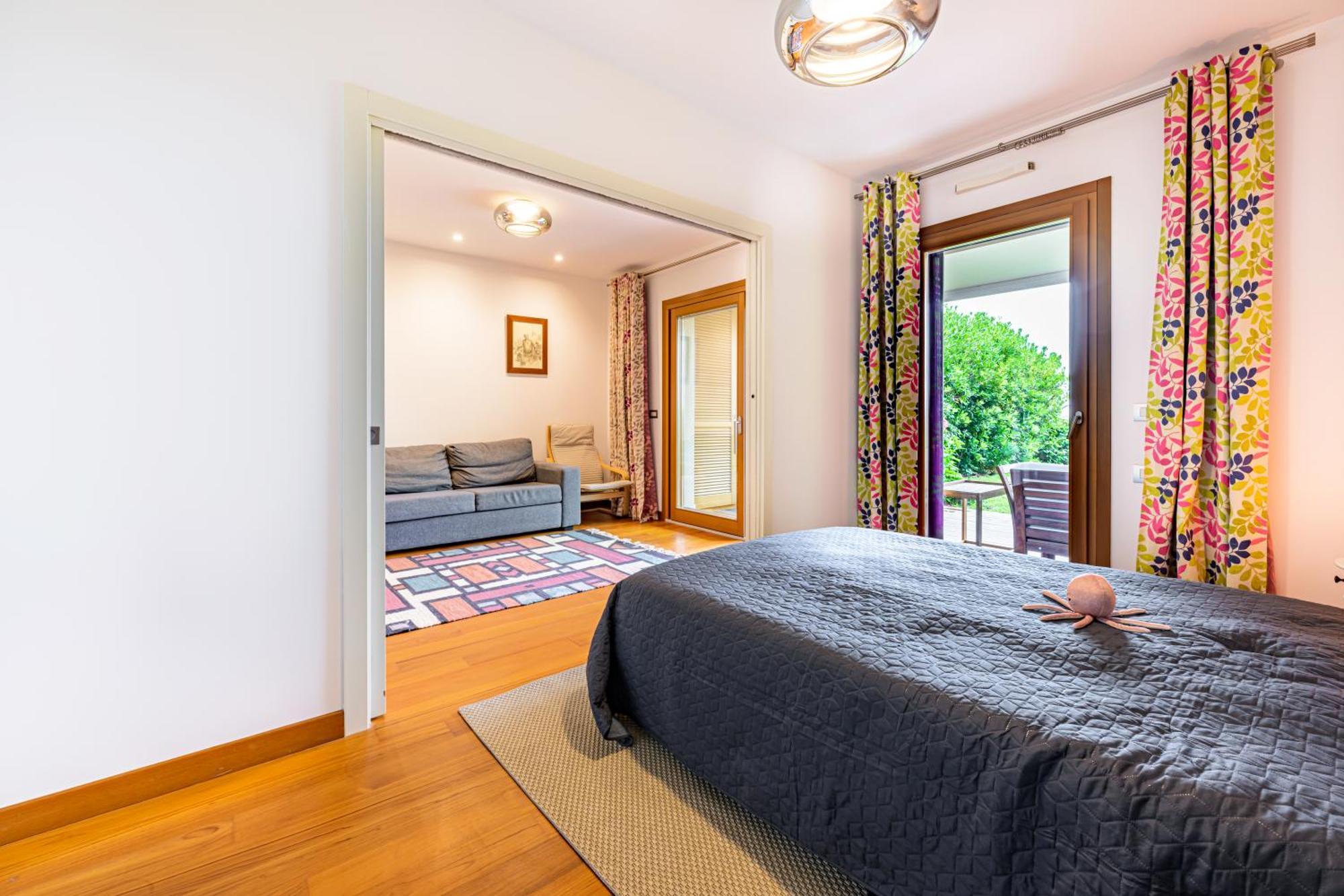 Apartment Portopiccolo With Garden And Included